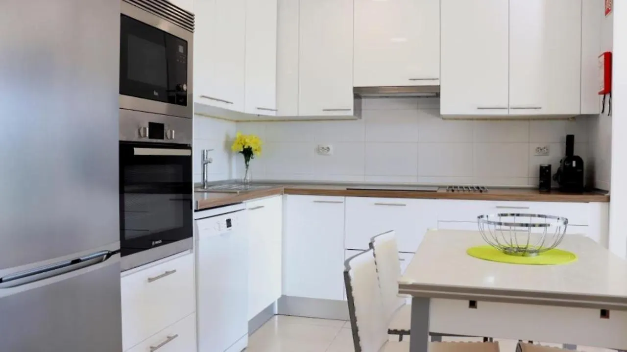 Oura Apartment By Stay-Ici, Algarve Holiday Rental Albufeira